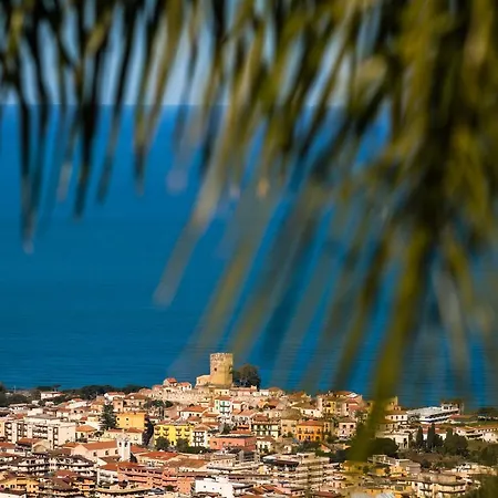 Mersa 4* برولو